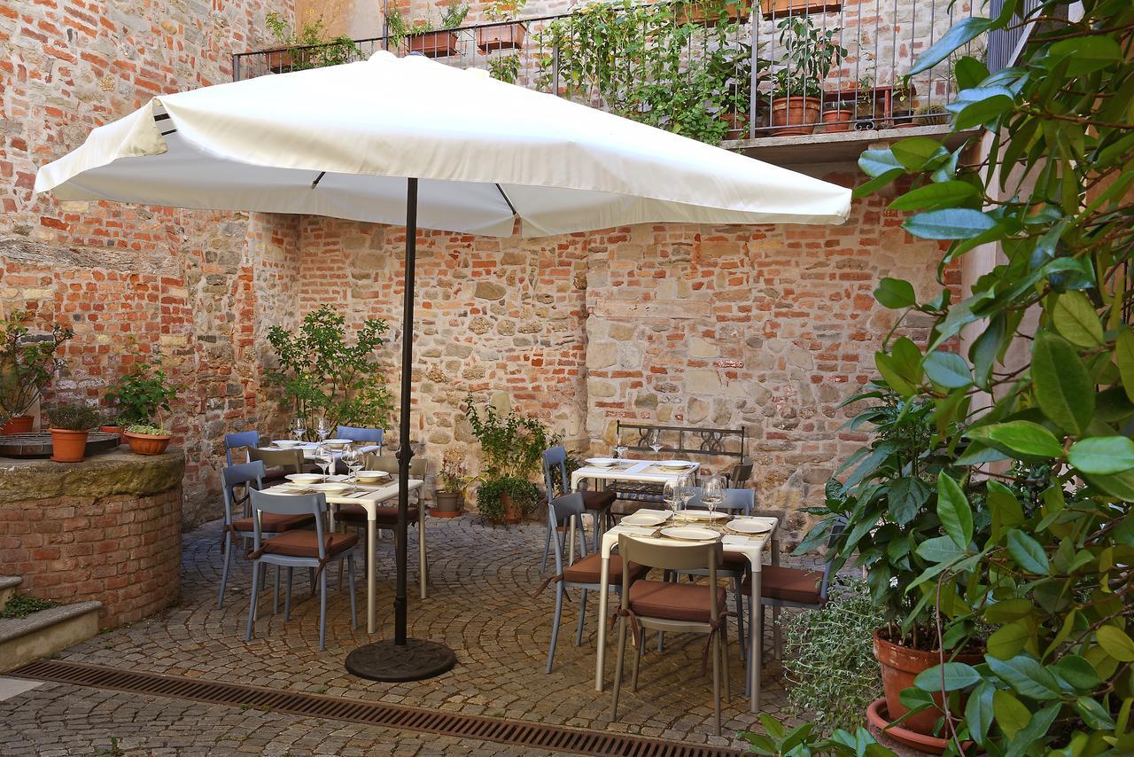 Notte In Langa Bed & Breakfast La Morra Ngoại thất bức ảnh