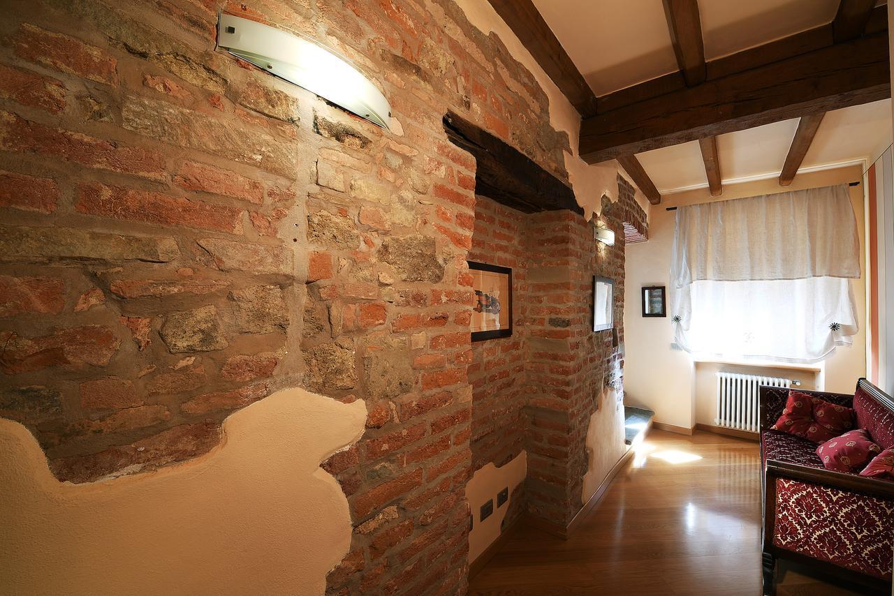 Notte In Langa Bed & Breakfast La Morra Ngoại thất bức ảnh